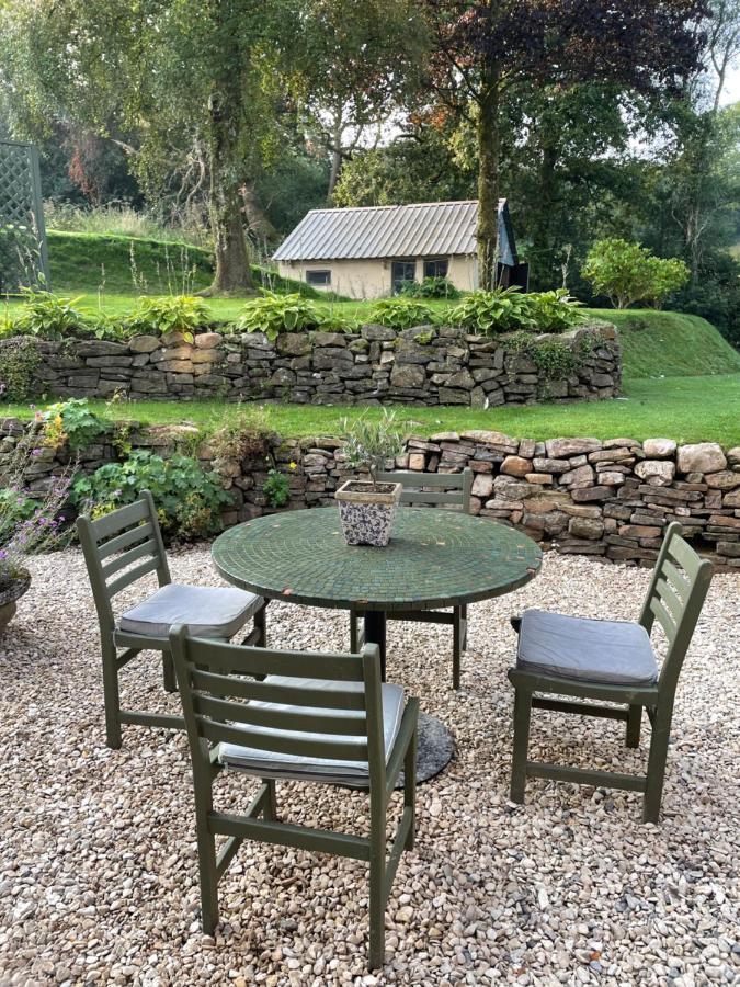 Efail Y Garn Bed & Breakfast Swansea Bagian luar foto