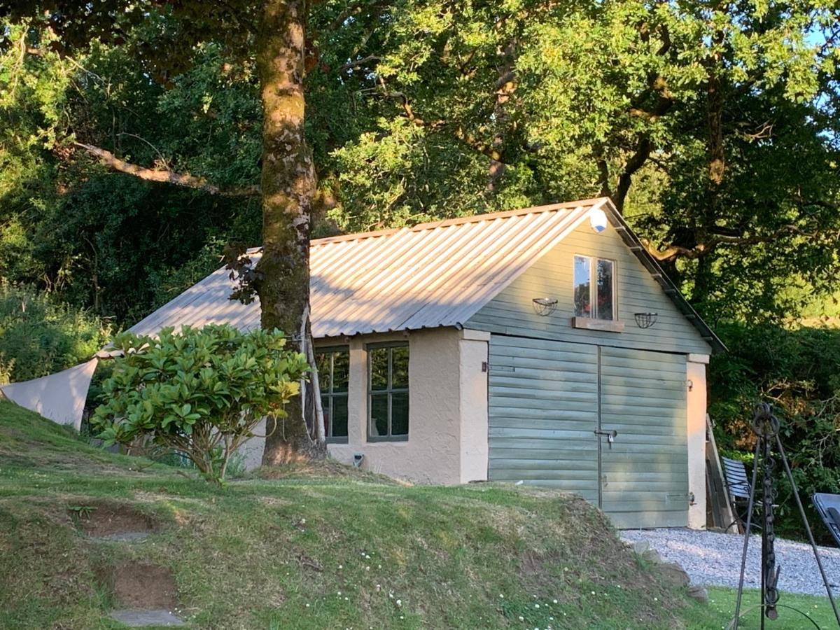 Efail Y Garn Bed & Breakfast Swansea Bagian luar foto